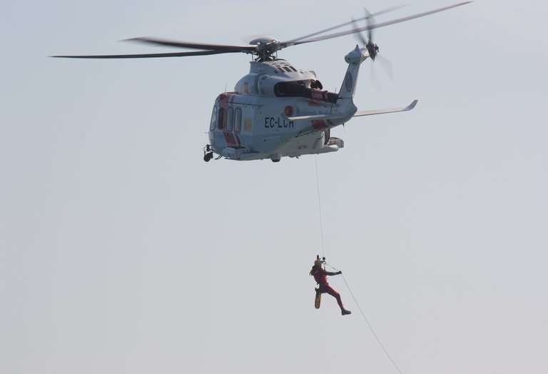 AW-139